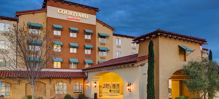 帕索罗布尔斯万怡酒店(Courtyard Paso Robles)图片