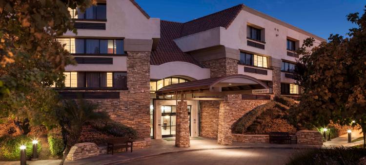 圣迭戈兰乔伯纳多万怡酒店(Courtyard San Diego Rancho Bernardo)图片