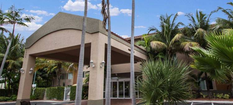 劳德代尔堡国际机场舒眠套房酒店(Sleep Inn & Suites Ft Lauderdale International Airport)图片
