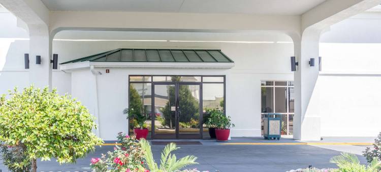 韦克罗斯伊克诺酒店(Motel 6 Waycross, GA)图片