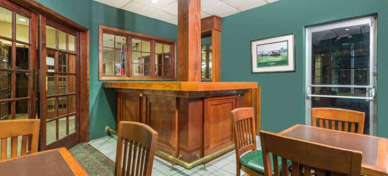 佩里费尔布里奇快捷旅馆(FairBridge Inn Express Perry)图片