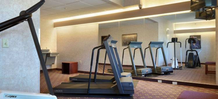 布卢明顿MSP机场麦客达温德姆酒店(Microtel Inn & Suites by Wyndham Bloomington MSP Airport)图片