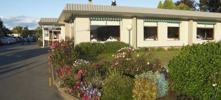 蒂阿瑙君门酒店(Kingsgate Hotel Te Anau)图片