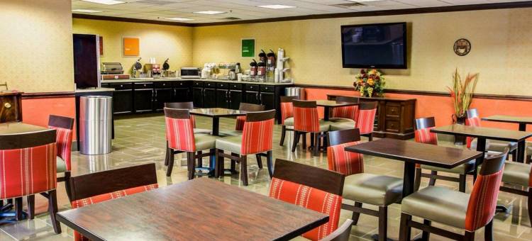 乔治敦舒适套房酒店(Comfort Suites Georgetown)图片