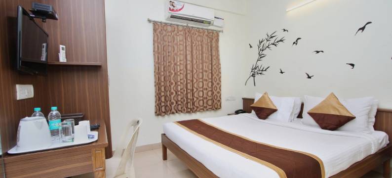 OYO 7669 the Trinitywood Hotel图片