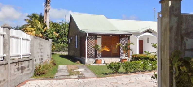 Maison d'Une Chambre a Saint Francois a 100 m de la Plage Avec Jardin Clos et Wifi图片