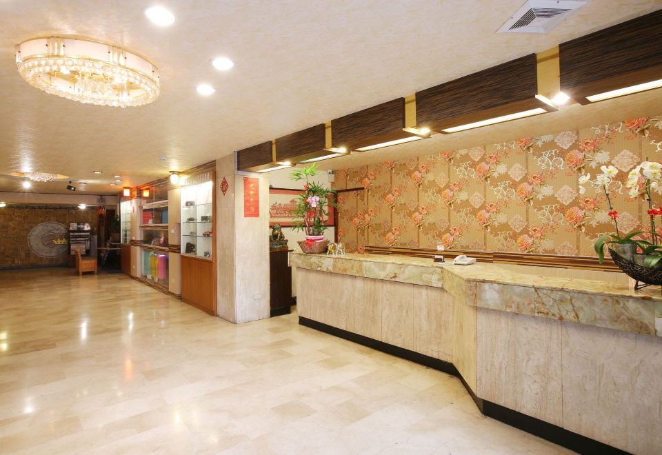 Crown Hotel Hotel Overview