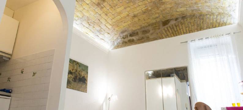 旅游住宿 达布罗西奥 安东内拉 斯奇皮奥尼53号(Alloggio Per Uso Turistico d'Ambrosio Antonella Gli Scipioni 53)图片