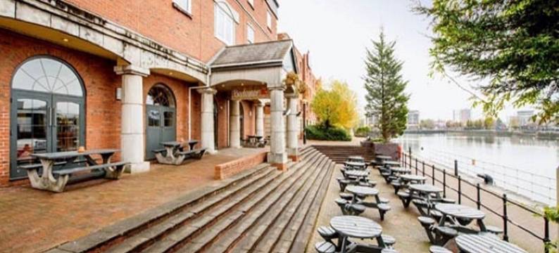 普瑞米尔曼彻斯特索尔福德码头酒店(Manchester Salford Quays)图片