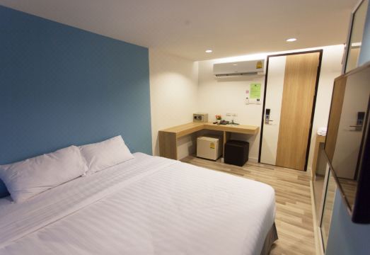 Nantra Ploenchit Hotel Hotel Overview