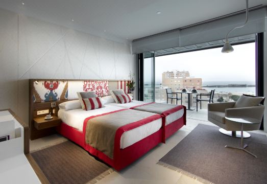 Parador de Cadiz Hotel Overview