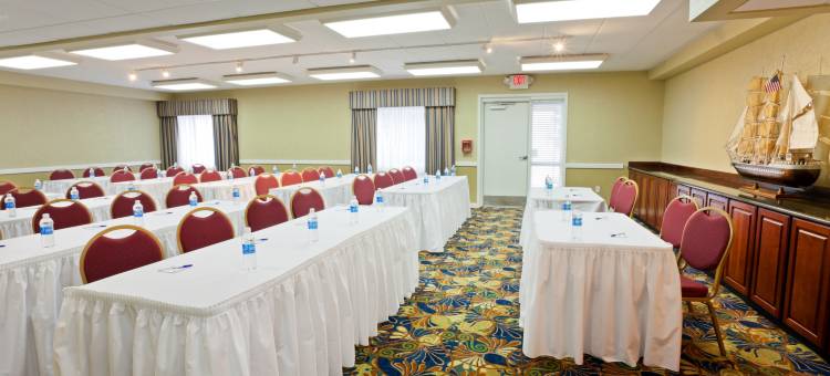 智选假日套房酒店港口克林顿卡托巴岛(Holiday Inn Express & Suites Port Clinton-Catawba Island)图片