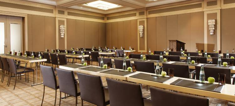 厄贝法赫特阿尔特霍夫海景酒店(Althoff Seehotel Überfahrt)图片