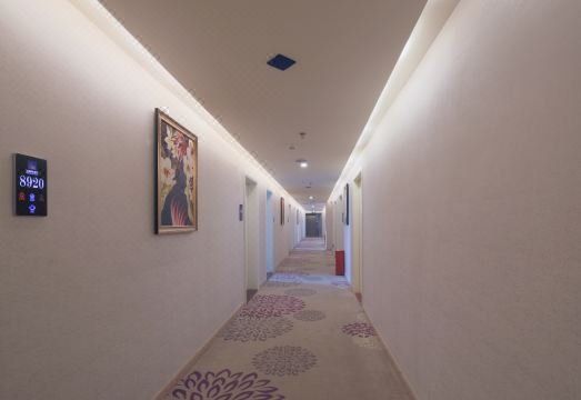 Baolihua Hotel(Shenzhen Longhua Dalang Clothing Base)Hotel Overview