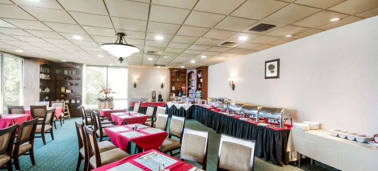 切斯特酒店及会议中心(Chester Hotel and Conference Center)图片