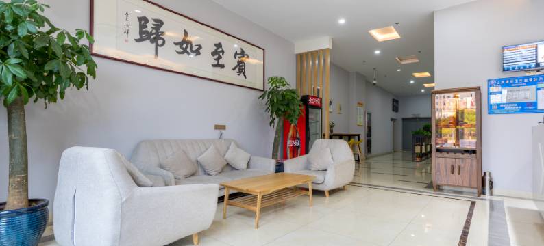 如家睿柏·云酒店(上海金山张堰镇中侨学院店)图片