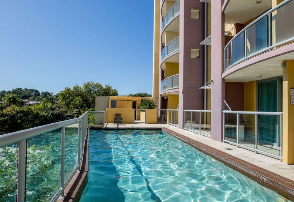 Hotel Gloria Over view