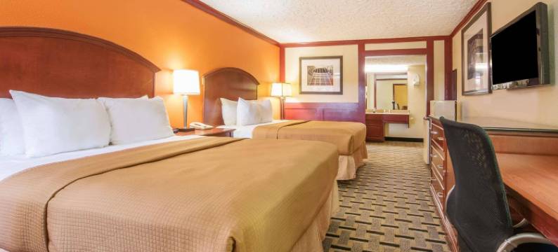 圣马科斯豪生酒店(Howard Johnson by Wyndham San Marcos)图片