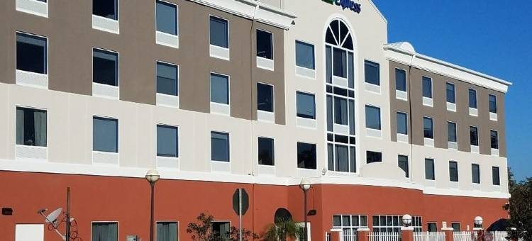智选假日套房酒店坦帕展览会场娱乐场by IHG(Holiday Inn Express & Suites Tampa-Fairgrounds-Casino)图片