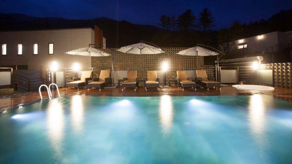 Riverheim Hotel Reviews And Room Rates - 
