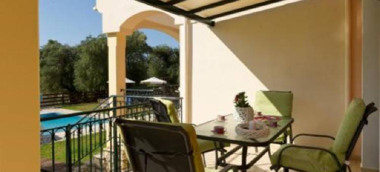 雷娜塔别墅(Villa Renata -Pool, Large Garden & Free Parking, 2 Minutes Walk from the Beach)图片
