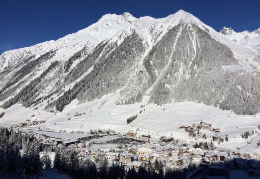 Hotel Vista AllegraHotel Overview