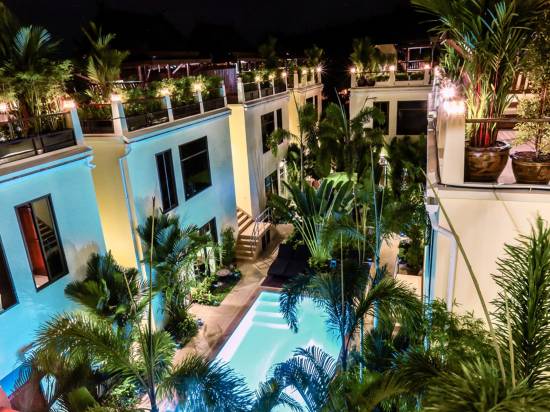 普吉島棕櫚綠洲精品酒店