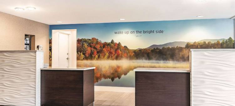 塞勒姆拉昆塔温德姆套房酒店(La Quinta Inn & Suites by Wyndham Salem NH)图片