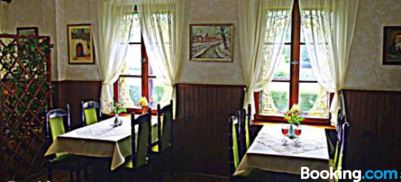 扎亚兹德比亚里多姆宾馆(Zajazd Biały Dom)图片