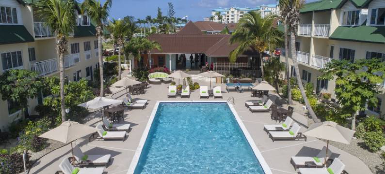 卡尔港康福特套房度假酒店(Ports of Call Resort)图片