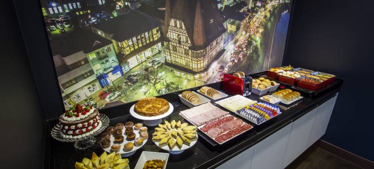 圣塔旅馆酒店(Santa Inn Hotel)图片