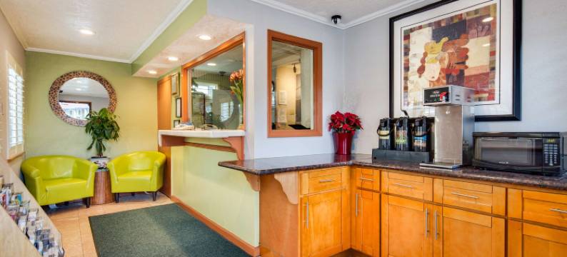 旧金山列治文美洲最佳价值酒店(Americas Best Value Inn Richmond)图片