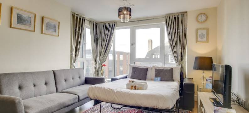 现代格伦索恩路公寓酒店 - ZIL(Modern Glenthorne Road Apartment - Zil)图片