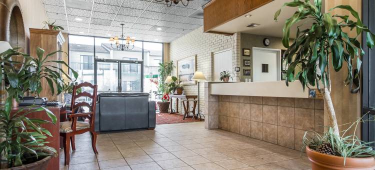 南圣荷西 / 摩根山丘凯艺套房饭店(Quality Inn & Suites South San Jose - Morgan Hill)图片