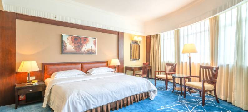 趣悦商务酒店(佛山容桂猪肉婆私房菜容桂总店)图片