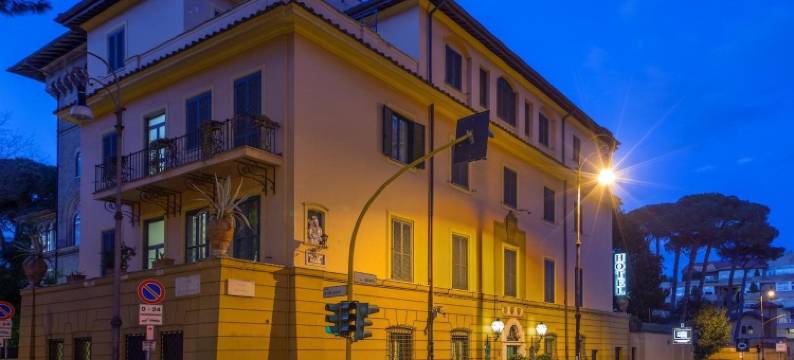 格拉索利别墅酒店(Hotel Villa Grazioli)图片