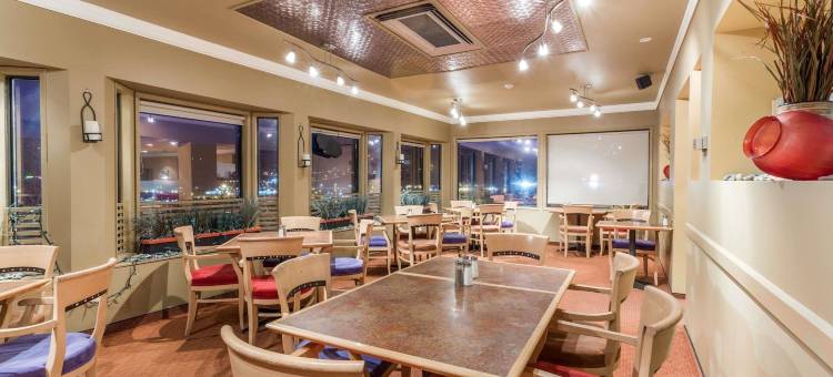 威廉姆斯湖温德姆华美达酒店(Ramada by Wyndham Williams Lake)图片