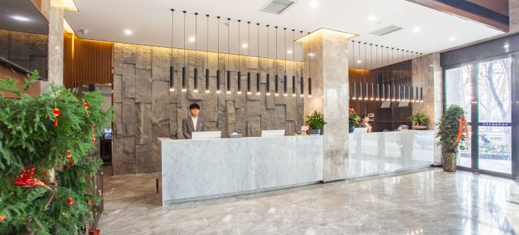 吾同酒店(郑州惠济万达广场迎宾路店)图片