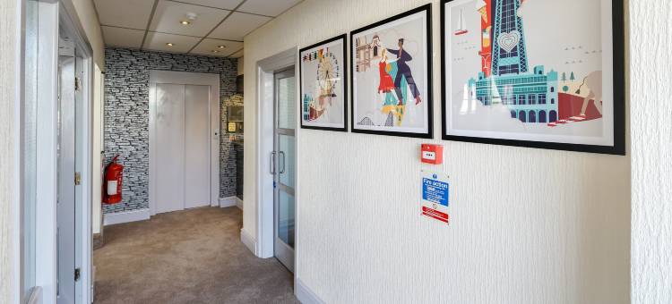 布莱克浦格雷西姆舒适酒店(Comfort Inn Blackpool Gresham)图片