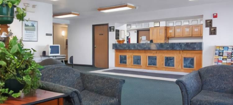 奥马哈埃普利机场-卡特湖温德姆速8酒店(Super 8 by Wyndham Omaha Eppley Airport/Carter Lake)图片