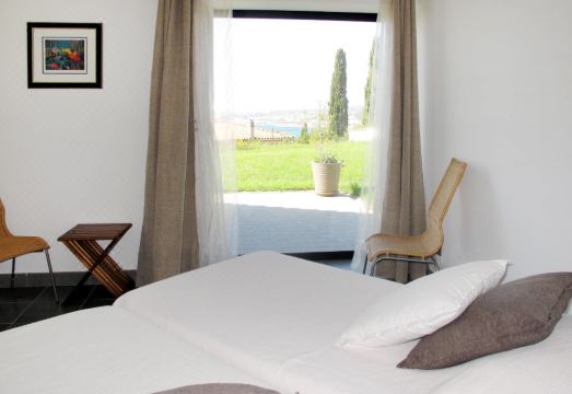 Baie de Bandol Hotel Overview