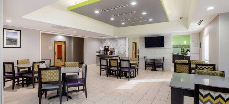 利弗莫尔拉昆塔温德姆酒店(La Quinta Inn by Wyndham Livermore)图片