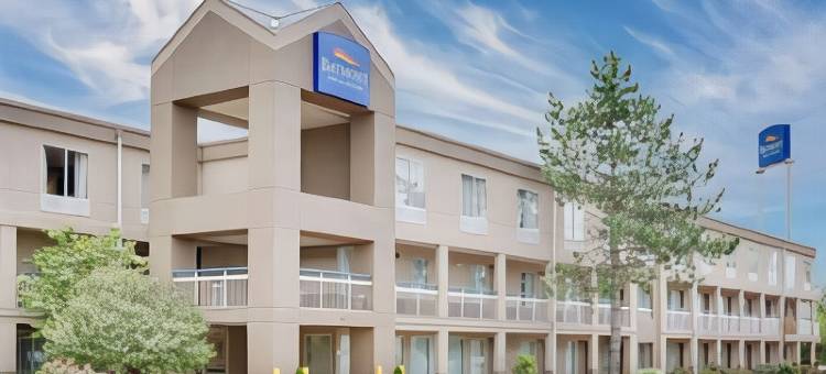 卡拉马祖东呗盟套房酒店(Baymont by Wyndham Kalamazoo East)图片