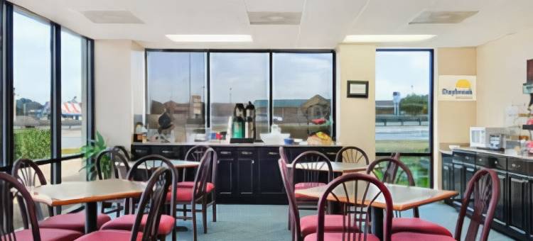 圆石市-北奥斯汀凯艺套房酒店(Quality Inn & Suites Round Rock)图片