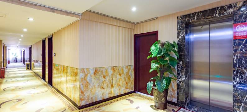 金都皇冠酒店(毕节实验高级中学店)图片