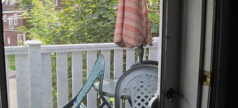 克罗尼尔住宿加早餐旅馆(Colonial Charm Inn Bed & Breakfast)图片