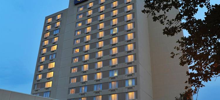 兰霍恩巴克斯县喜来登酒店(Sheraton Bucks County Langhorne)图片