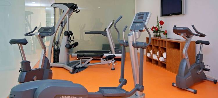 萨拉戈萨崔普酒店(Hotel Zentral Ave)图片