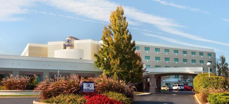 辛辛那提机场希尔顿酒店(Hilton Cincinnati Airport)图片