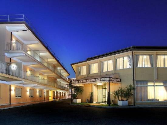 克里斯托弗·哥倫布酒店